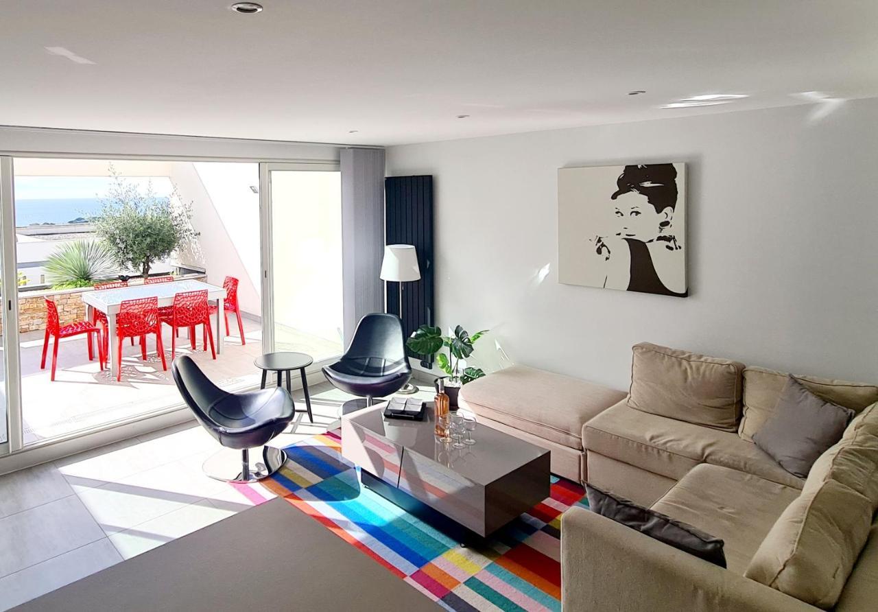 Magnifique Appartement Vue Mer - Grande Terrasse Et Piscine Bandol Exterior foto